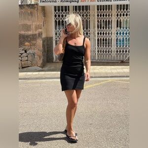 ARITZIA DENIM FORUM The Jane black dress SIze XL LBD